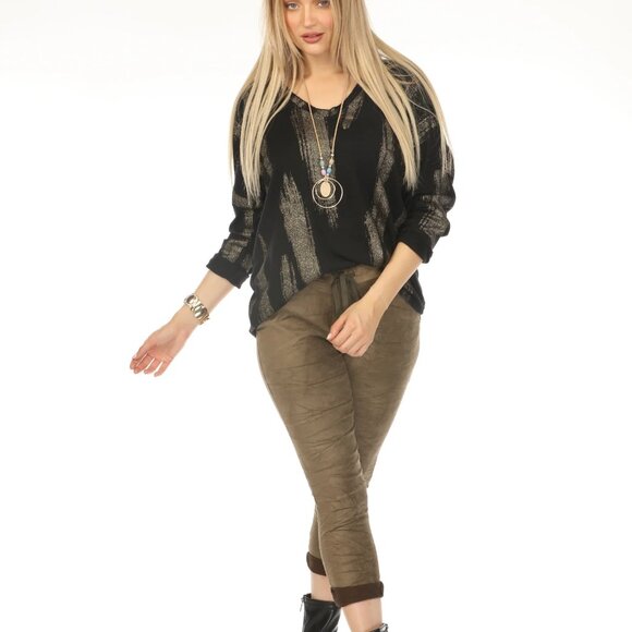 Black shiny v neck Top - Picture 2 of 10